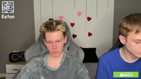 Snapshot of eaton_ chatting on 03/17/26, 12:19 eaton_ online show from 03/17/26, 12:19