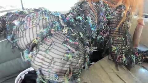 Snapshot of eatthebooty420 chatting on 11/23/25, 04:07 hi.. im baybee more spicyness --- online show from 11/23/25, 04:07