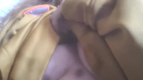 Snapshot of eatthebooty420 chatting on 12/15/25, 04:11 hi.. im baybee more spicyness --- online show from 12/15/25, 04:11