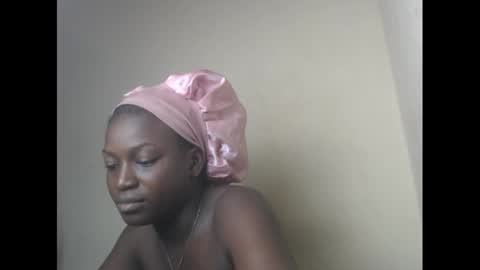 Snapshot of eatuupx chatting on 01/11/25, 10:40 eatuupx online show from 01/11/25, 10:40