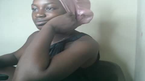 Snapshot of eatuupx chatting on 01/15/25, 07:48 eatuupx online show from 01/15/25, 07:48