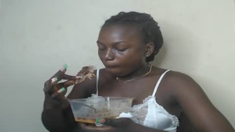 Snapshot of eatuupx chatting on 01/19/25, 04:25 eatuupx online show from 01/19/25, 04:25