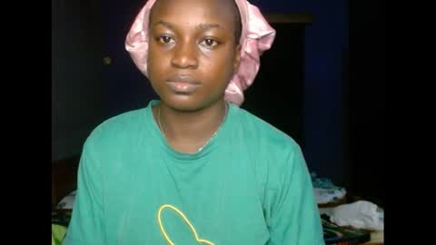 Snapshot of eatuupx chatting on 02/08/25, 07:05 eatuupx online show from 02/08/25, 07:05