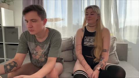 Custom content and video calls are available as well  online show from 11/17/25, 08:53