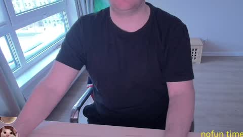 Snapshot of eblidator chatting on 12/15/24, 09:35 Vaco Eblidator online show from 12/15/24, 09:35