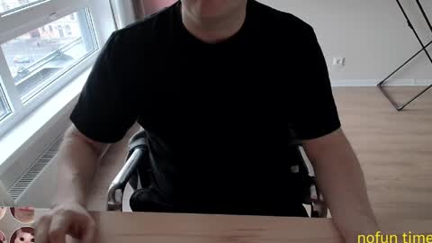 Snapshot of eblidator chatting on 01/19/25, 09:44 Vaco Eblidator online show from 01/19/25, 09:44