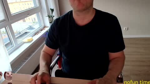 Snapshot of eblidator chatting on 10/12/25, 11:42 Vaco Eblidator online show from 10/12/25, 11:42