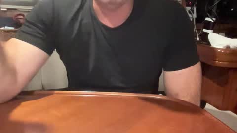 ebnk15 online show from 10/04/25, 09:46