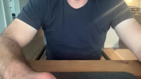 ebnk15 online show from 10/09/25, 03:21