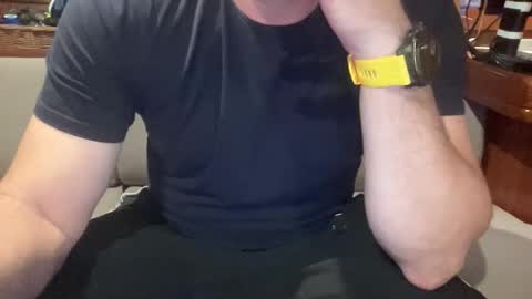 Snapshot of ebnk15 chatting on 11/30/25, 04:22 ebnk15 online show from 11/30/25, 04:22