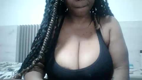 ebonny258729 online show from 05/25/26, 05:41