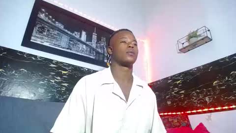 Chris Palaz  online show from 10/17/25, 04:31