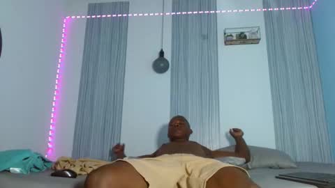 Chris Palaz  online show from 11/07/25, 06:41