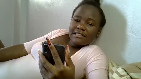 Queen online show from 02/21/26, 09:10