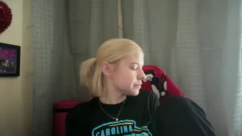 americnbarbie online show from 11/19/25, 08:31