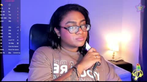 Snapshot of ebony__queen2 chatting on 06/25/26, 08:02 ebony__queen2 online show from 06/25/26, 08:02