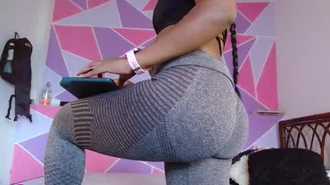 Alika Ashanti online show from 02/10/25, 05:09