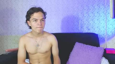 ebony_and_boy23_pm online show from 02/25/26, 09:46