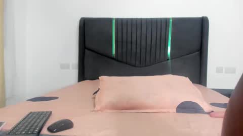 Angelina online show from 02/18/26, 07:43