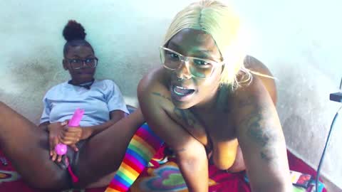 Snapshot of ebony_chayna chatting on 12/04/24, 09:02 chayna smith online show from 12/04/24, 09:02