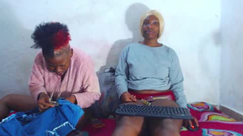 Snapshot of ebony_chayna chatting on 01/18/25, 06:45 chayna smith online show from 01/18/25, 06:45