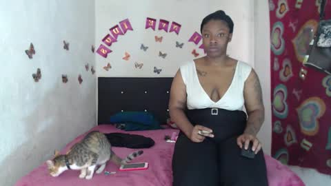 Snapshot of ebony_chayna chatting on 10/18/25, 07:03 chayna smith online show from 10/18/25, 07:03