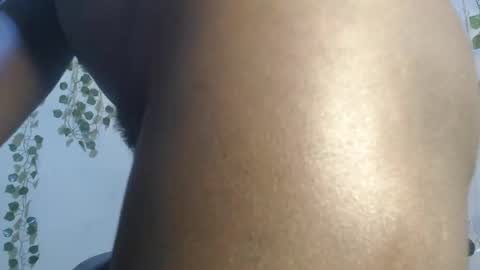 Snapshot of ebony_choco2 chatting on 01/10/25, 05:45 ebony choco2 online show from 01/10/25, 05:45