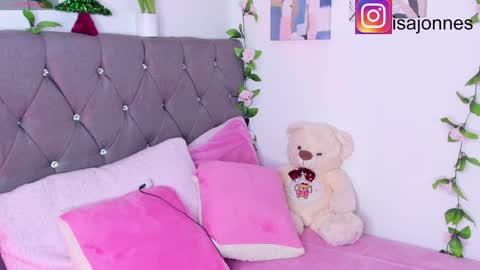 Snapshot of ebony_curly2 chatting on 12/20/24, 08:01 isa online show from 12/20/24, 08:01