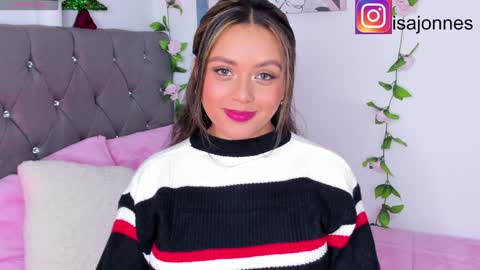 Snapshot of ebony_curly2 chatting on 12/22/24, 09:53 isa online show from 12/22/24, 09:53