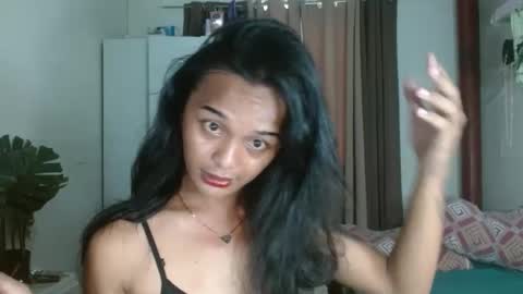 Snapshot of ebony_enchantress chatting on 02/06/25, 04:31 BEA DONT FORGET TO FOLLOW ME online show from 02/06/25, 04:31
