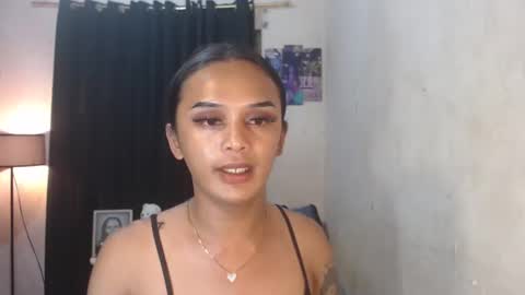 Snapshot of ebony_enchantress chatting on 02/22/25, 02:39 BEA DONT FORGET TO FOLLOW ME online show from 02/22/25, 02:39