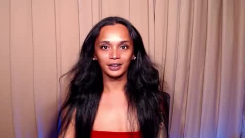 Snapshot of ebony_enchantress chatting on 03/05/26, 08:38 BEA DONT FORGET TO FOLLOW ME online show from 03/05/26, 08:38