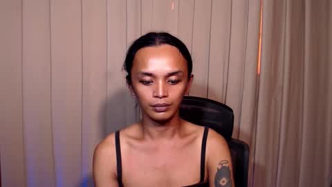 Snapshot of ebony_enchantress chatting on 04/04/26, 10:18 BEA DONT FORGET TO FOLLOW ME online show from 04/04/26, 10:18