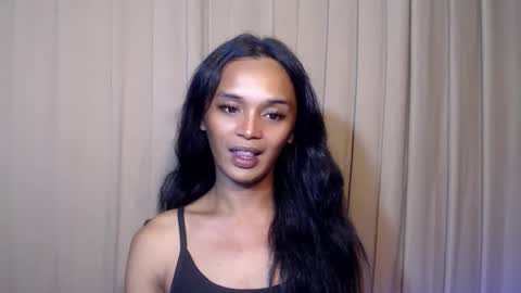 Snapshot of ebony_enchantress chatting on 04/24/26, 08:33 BEA DONT FORGET TO FOLLOW ME online show from 04/24/26, 08:33