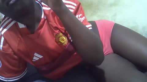 Snapshot of ebony_flower4 chatting on 10/19/25, 03:40 ebony_flower4 online show from 10/19/25, 03:40