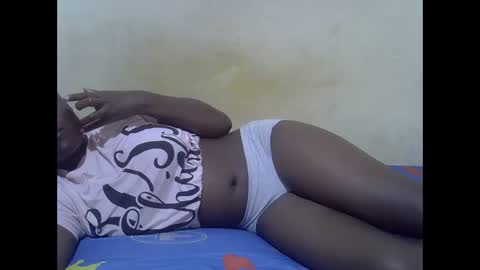 Snapshot of ebony_flower4 chatting on 10/24/25, 06:26 ebony_flower4 online show from 10/24/25, 06:26