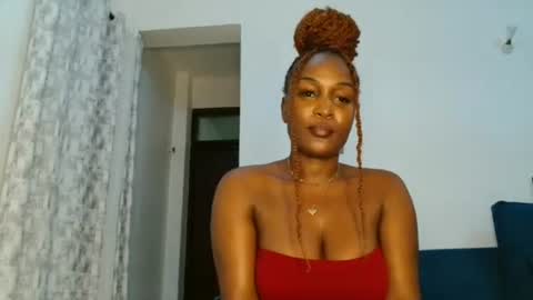 Snapshot of ebony_ghoddes chatting on 07/15/26, 12:27 ebony online show from 07/15/26, 12:27