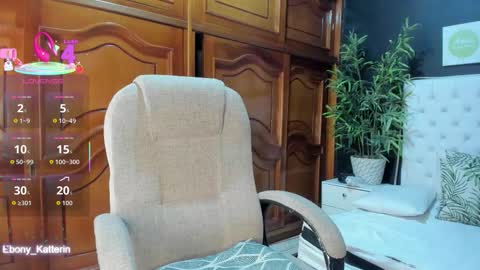 ebony_katterin online show from 11/02/25, 12:07