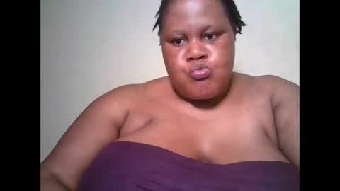 Snapshot of ebony_magixs chatting on 09/09/25, 01:38 ebony_magixs online show from 09/09/25, 01:38