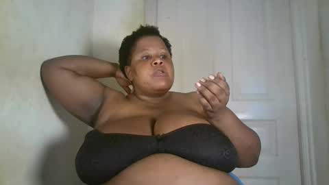 Snapshot of ebony_magixs chatting on 10/02/25, 07:37 ebony_magixs online show from 10/02/25, 07:37