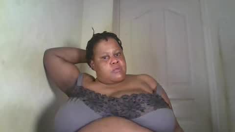 Snapshot of ebony_magixs chatting on 10/17/25, 03:20 ebony_magixs online show from 10/17/25, 03:20