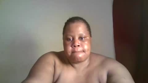 Snapshot of ebony_magixs chatting on 11/05/25, 11:27 ebony_magixs online show from 11/05/25, 11:27