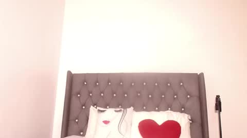 ebony_pearl69 online show from 09/19/25, 01:56