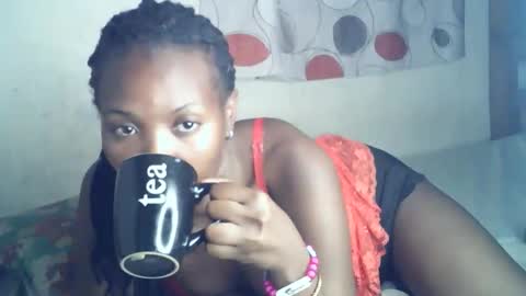 Snapshot of ebony_phoenix12 chatting on 11/29/25, 09:18 ebony_phoenix12 online show from 11/29/25, 09:18