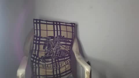 delilah online show from 12/17/24, 06:02