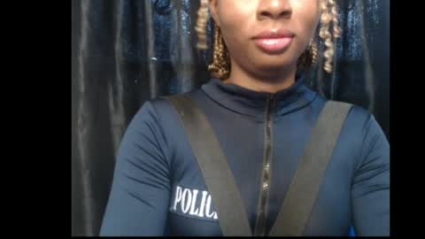 Queen online show from 04/10/26, 09:14