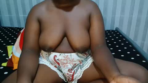 Sabrina online show from 02/26/25, 12:14