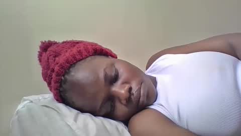 Snapshot of ebony_tasha chatting on 03/21/26, 08:41 tasha online show from 03/21/26, 08:41