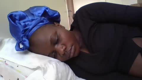 Snapshot of ebony_tasha chatting on 03/23/26, 09:02 tasha online show from 03/23/26, 09:02