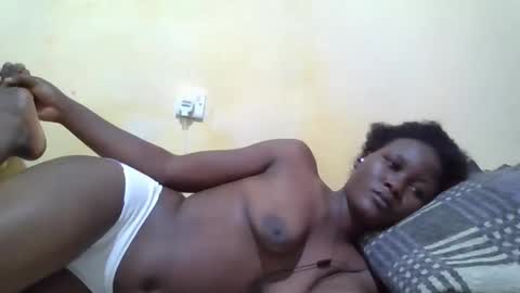 Snapshot of ebony_vanillah chatting on 03/17/26, 09:07 ebony_vanillah online show from 03/17/26, 09:07